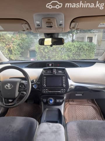 Toyota Prius IV Рестайлинг (XW50) 1.8hyb AT