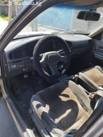 Mazda 626 III (GD) 2.0 MT