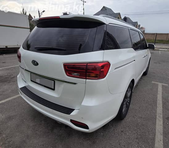 Kia Carnival III 2.2d AT