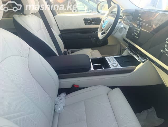 Zeekr 9X 2.0hyb AT 4WD