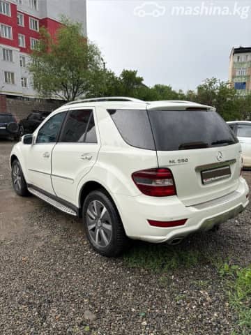 Mercedes-Benz M-Класс II (W164) Рестайлинг 550 5.5 AT 4WD