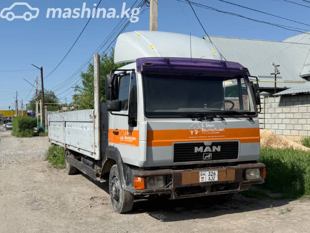 MAN 8