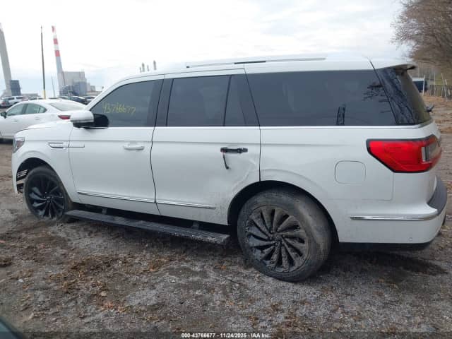Lincoln Navigator IV L 3.5 AT 4WD