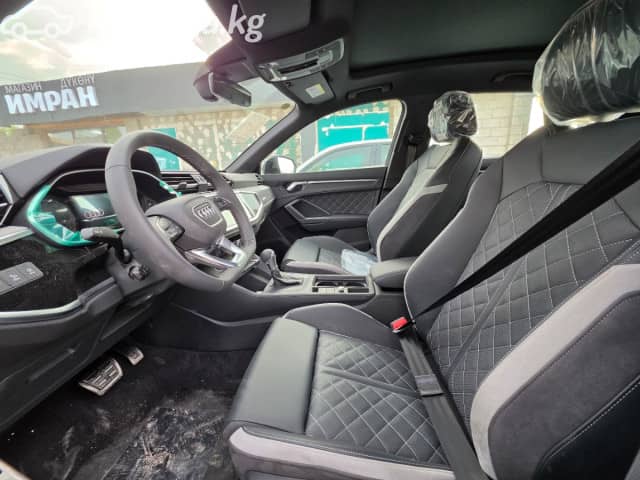 Audi Q3 II (F3) 45 TFSI 2.0 AT 4WD