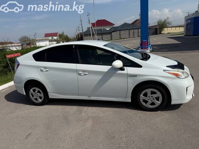 Toyota Prius III Рестайлинг (XW30) 1.8hyb AT