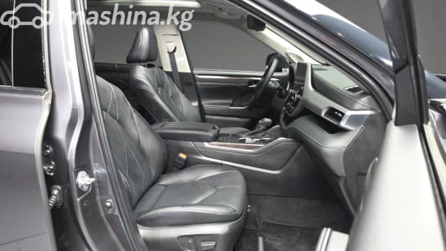 Toyota Highlander IV (U70) 2.5hyb AT 4WD