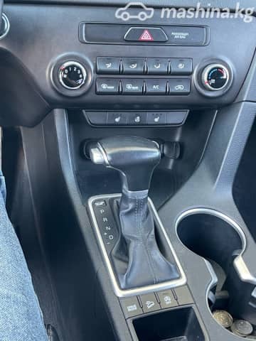 Kia Sportage IV Рестайлинг 2.0d AT