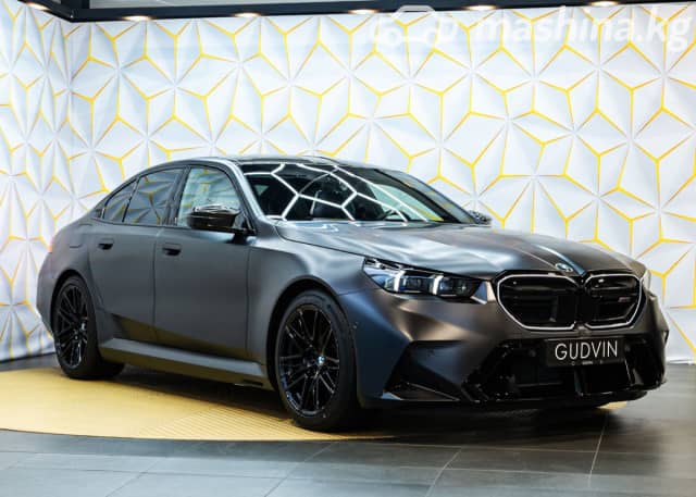 BMW M5 VII (G90) 4.4hyb AT 4WD