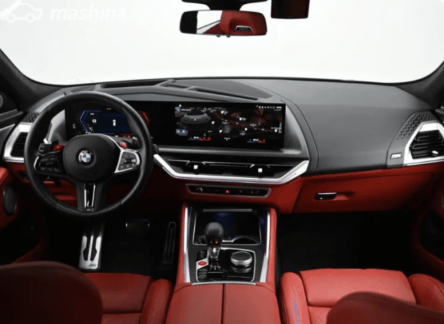 BMW XM 4.4hyb AT 4WD