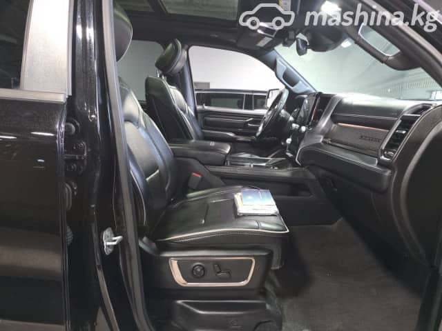 RAM 1500 V Quad Cab 5.7 AT 4WD