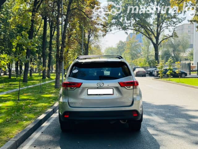 Toyota Highlander III (U50) Рестайлинг 3.5 AT 4WD