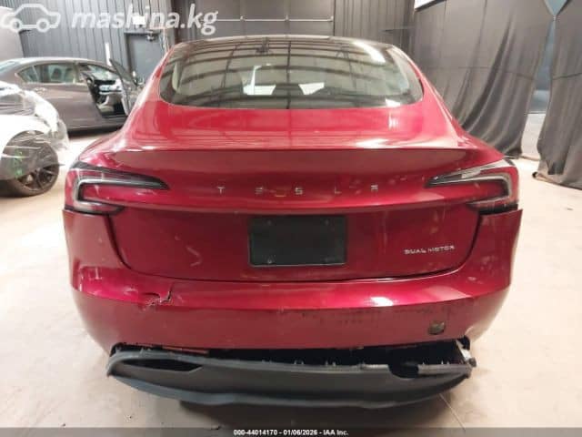 Tesla Model 3 I Рестайлинг Performance Electro AT 4WD