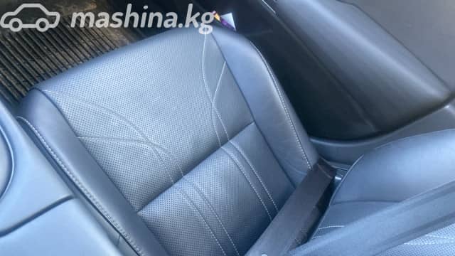Lexus ES VII 300h 2.5hyb CVT