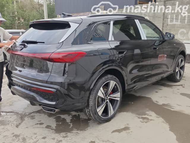 Audi Q5 III 40 TFSI 2.0 AMT 4WD