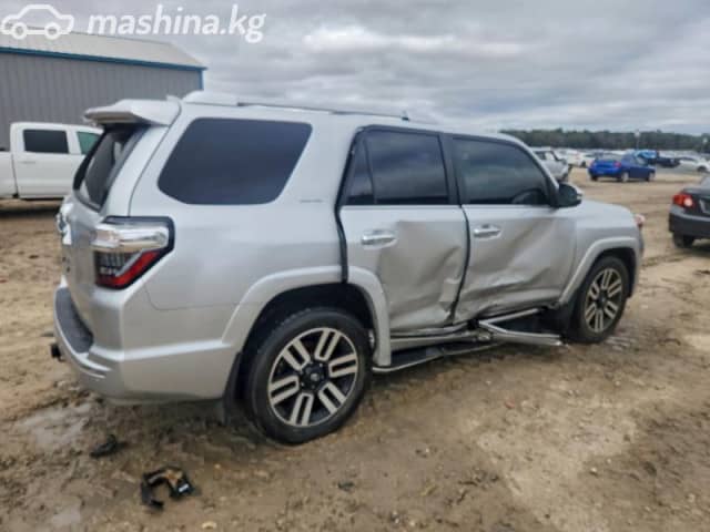 Toyota 4Runner V Рестайлинг 4.0 AT 4WD