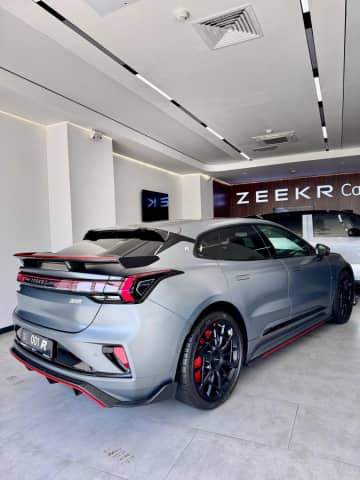 Zeekr 001 I Рестайлинг FR Electro AT 4WD