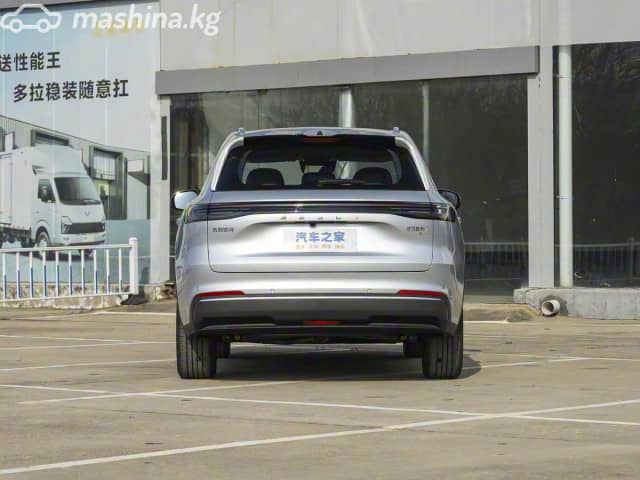 Geely Galaxy Starship 7 19.09 kWh 1.5hyb AT