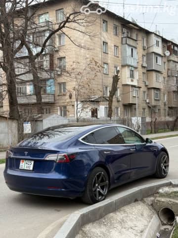 Tesla Model 3 I Mid Range Electro AT