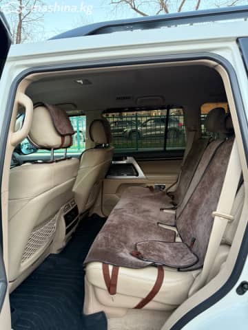Toyota Land Cruiser 200 Series Рестайлинг 1 4.6 AT 4WD