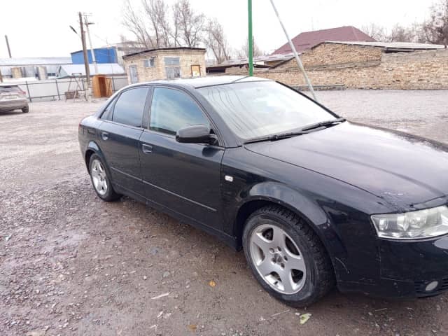 Audi A4 II (B6) 2.0 CVT