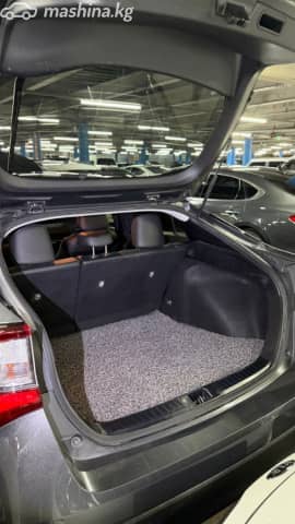 Toyota Prius IV Рестайлинг (XW50) 1.8hyb AT