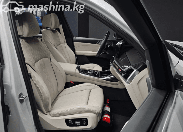 BMW X7 I (G07) Рестайлинг 40i 3.0 AT 4WD