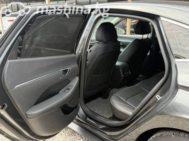 Hyundai Sonata VIII (DN8) 2.0hyb AT