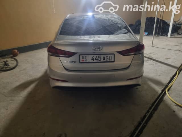 Hyundai Avante VI 1.6 AT