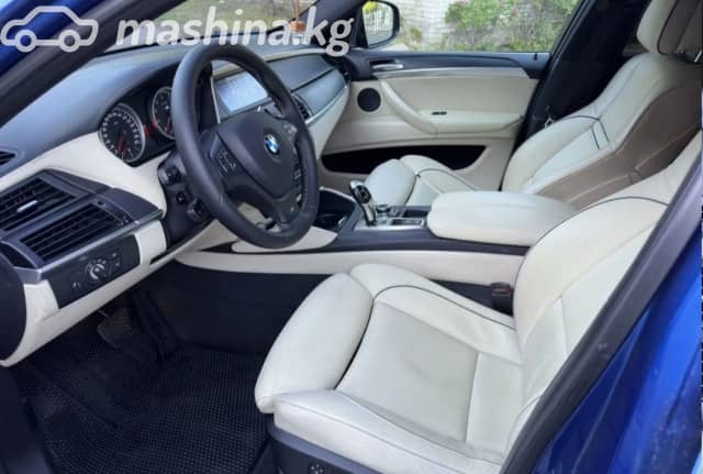 BMW X6 M I (E71) 4.4 AT 4WD
