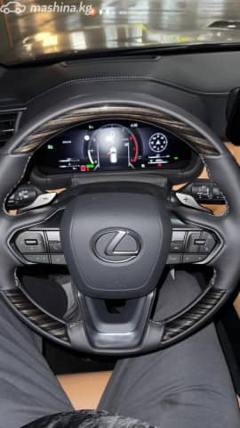 Lexus LX IV 600 3.5 AT 4WD