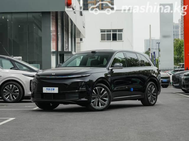 LiXiang L6 1.5hyb AT 4WD