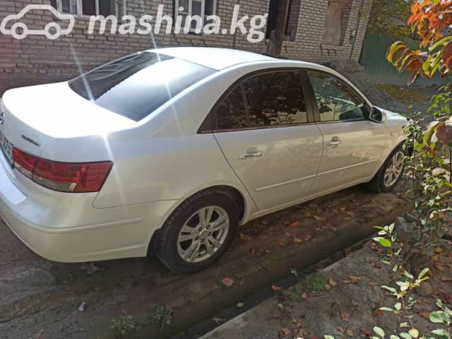 Hyundai Sonata V (NF) 2.0 AT