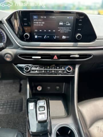 Hyundai Sonata VIII (DN8) LPi 2.0 AT