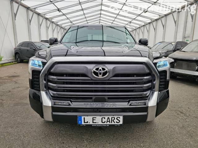 Toyota Tundra III CrewMax 3.5 AT 4WD
