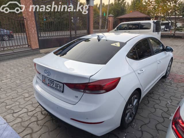 Hyundai Avante VI 1.6 AT