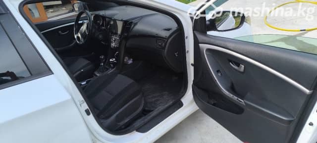 Hyundai i30 II Рестайлинг 1.6 MT