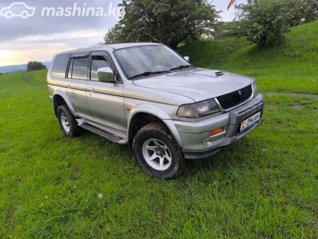 Mitsubishi Pajero Sport I 2.5d MT 4WD