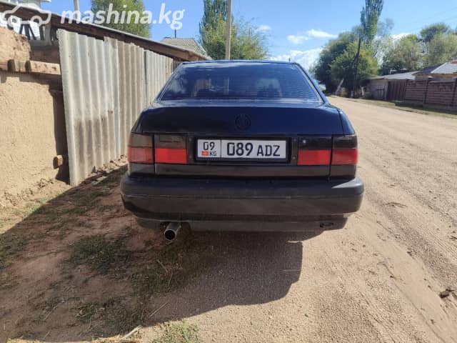 Volkswagen Vento 1.8 MT