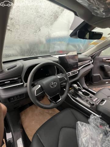 Toyota Highlander IV (U70) 2.0 AT 4WD