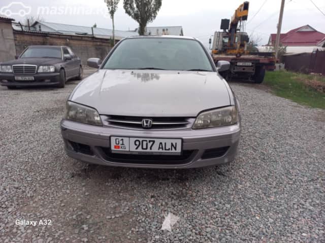 Honda Accord VI 1.8 AT
