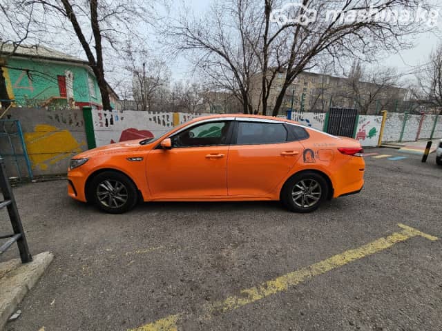Kia K5 II 2.0 AT