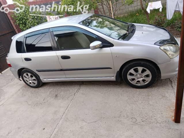 Honda Civic VII Рестайлинг 1.6 AT