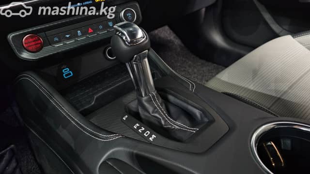 Ford Mustang VI Рестайлинг 5.0 AT