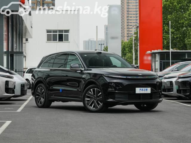 LiXiang L6 1.5hyb AT 4WD