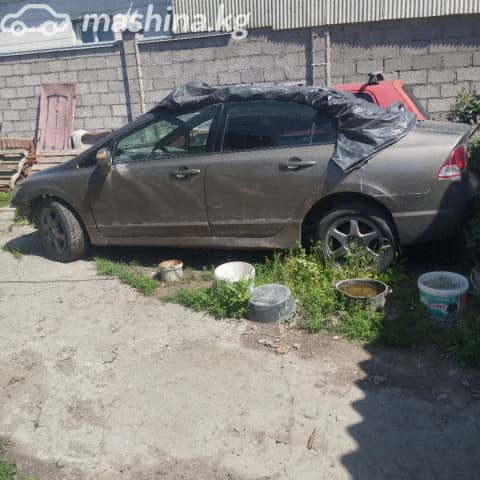 Honda Civic VIII 1.8 MT