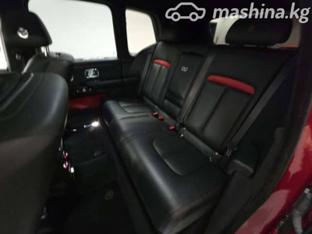 Rolls-Royce Cullinan I 6.7 AT AWD