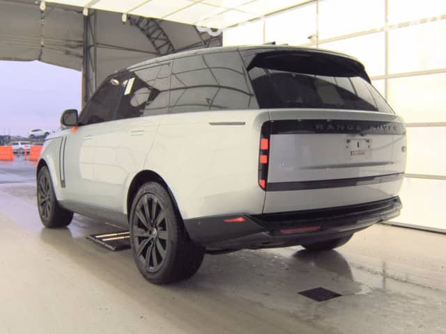 Land Rover Range Rover V P400 MHEV Long 3.0 AT 4WD
