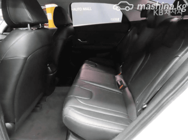 Hyundai Avante VII 1.6hyb AMT
