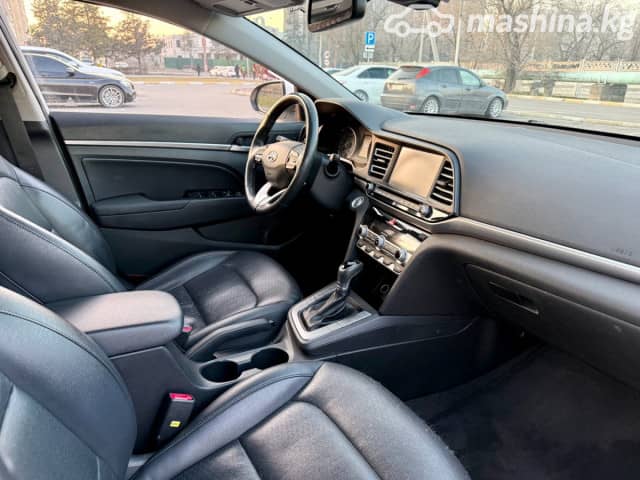 Hyundai Avante VI Рестайлинг 1.6 CVT