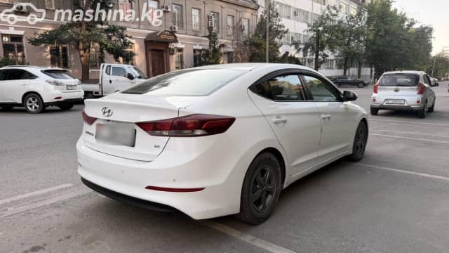 Hyundai Avante VI 1.6 AT